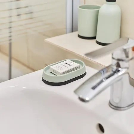 Under The Wroclove Sky By Renters Daire *