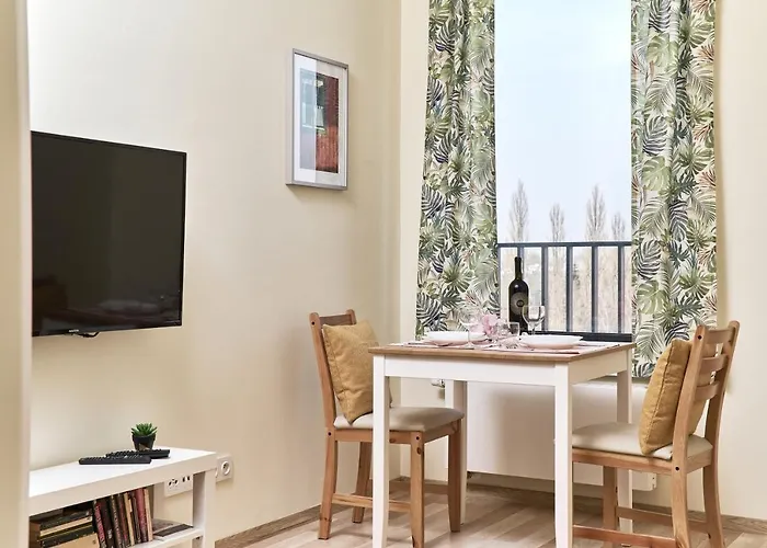 Under The Wroclove Sky By Renters 아파트