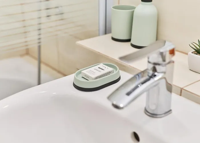 Under The Wroclove Sky By Renters 아파트 *